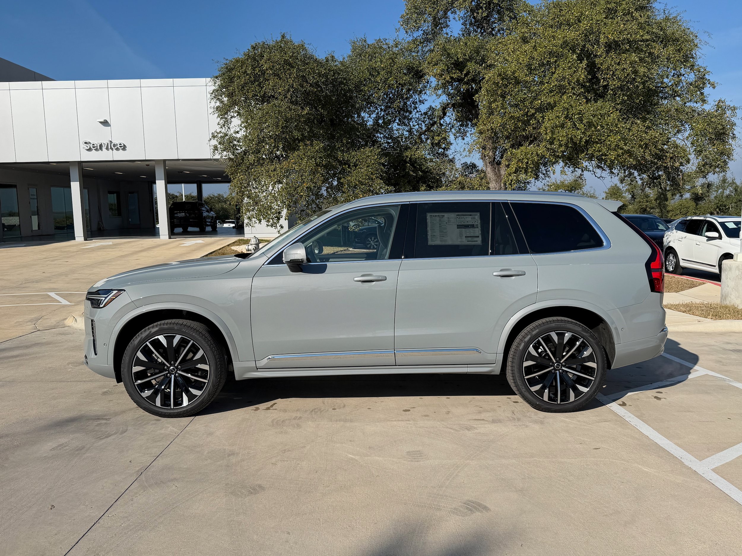 Used 2026 Volvo XC90 B6 Ultra AWD/4WD image 3