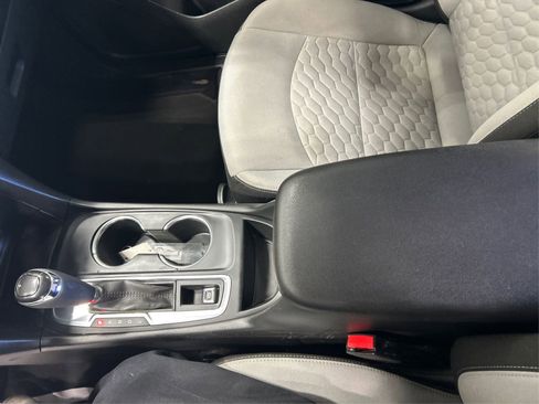 Used 2025 Chevrolet Equinox LT image 14