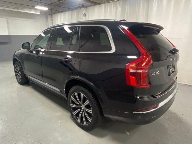 Used 2023 Volvo XC90 B6 Plus w/ Protection Package Premier AWD/4WD image 2