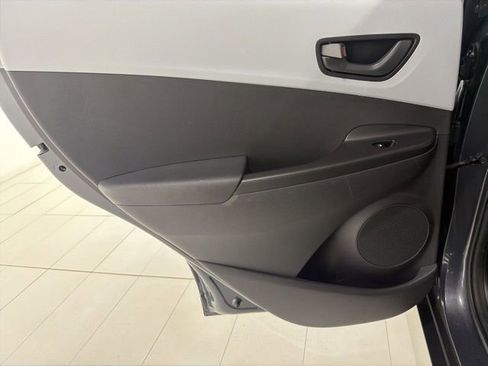 Used 2020 Hyundai Kona SEL AWD/4WD image 15