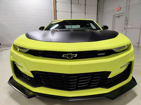 Used 2021 Chevrolet Camaro SS image 4