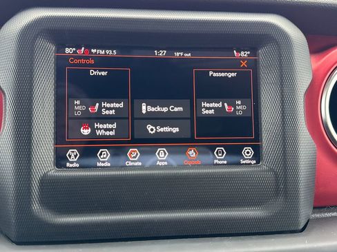 Certified 2021 Jeep Wrangler Unlimited Rubicon w/ Cold Weather Group image 25