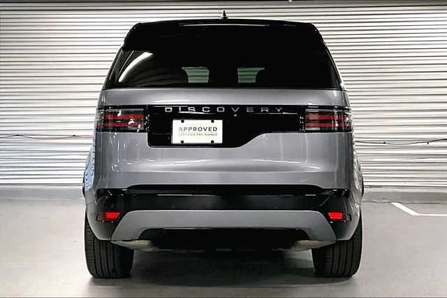 Certified 2025 Land Rover Discovery Dynamic SE AWD/4WD image 3