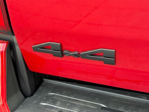 New 2025 Toyota Tacoma TRD Off-Road image 13