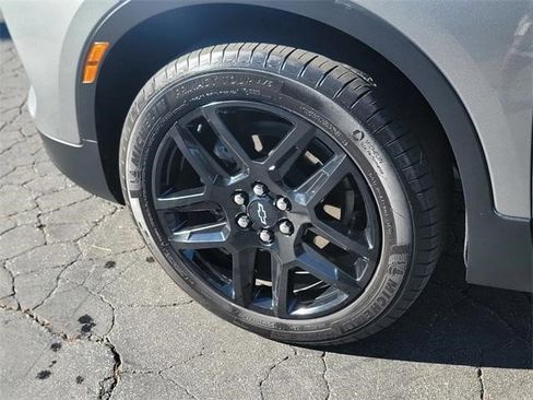 Certified 2024 Chevrolet Blazer LT w/ Driver Confidence Package image 9