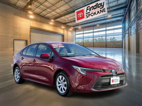 Certified 2024 Toyota Corolla LE image 2