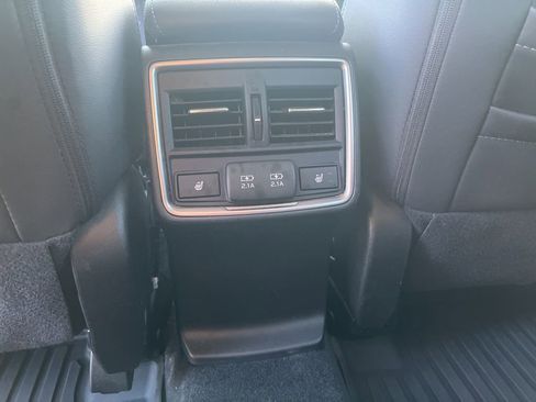 Used 2021 Subaru Forester Touring AWD/4WD image 24