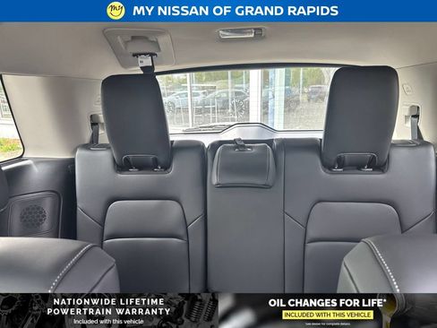 New 2026 Nissan Pathfinder Platinum AWD/4WD image 14