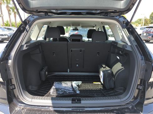 New 2025 Volkswagen Taos S image 15