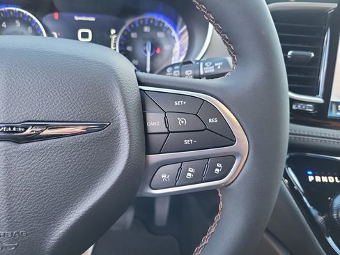 New 2026 Chrysler Pacifica Pinnacle w/ Trailer Tow Group image 19