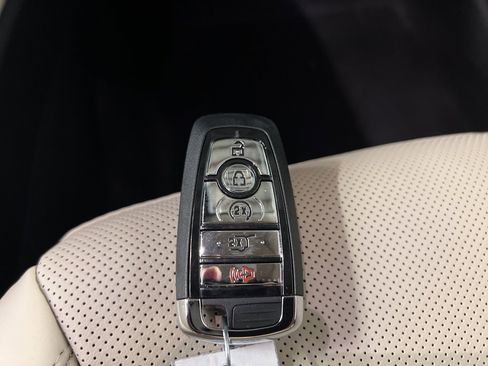 New 2026 Lincoln Corsair Premiere image 40