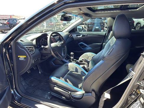 Used 2013 Hyundai Veloster Turbo w/ Ultimate Pkg FWD image 10