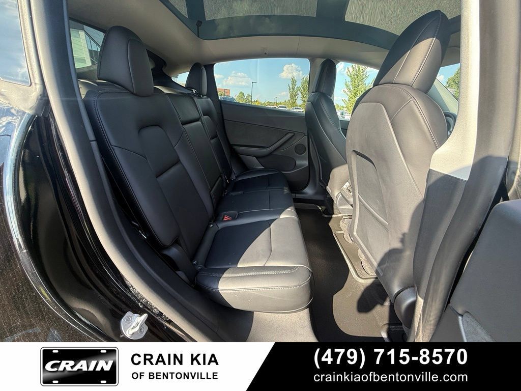 Used 2022 Tesla Model Y Performance AWD/4WD image 28