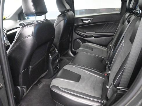 Used 2024 Ford Edge ST w/ Equipment Group 401A image 18