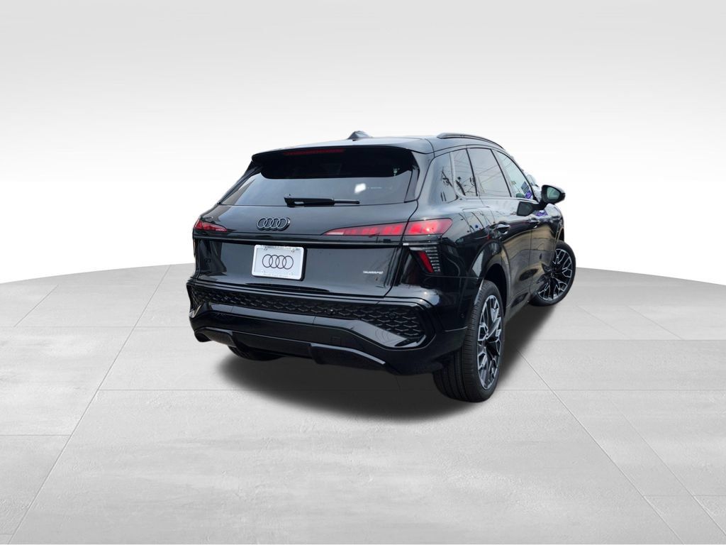 New 2026 Audi Q3 quattro 2.0T AWD/4WD image 9