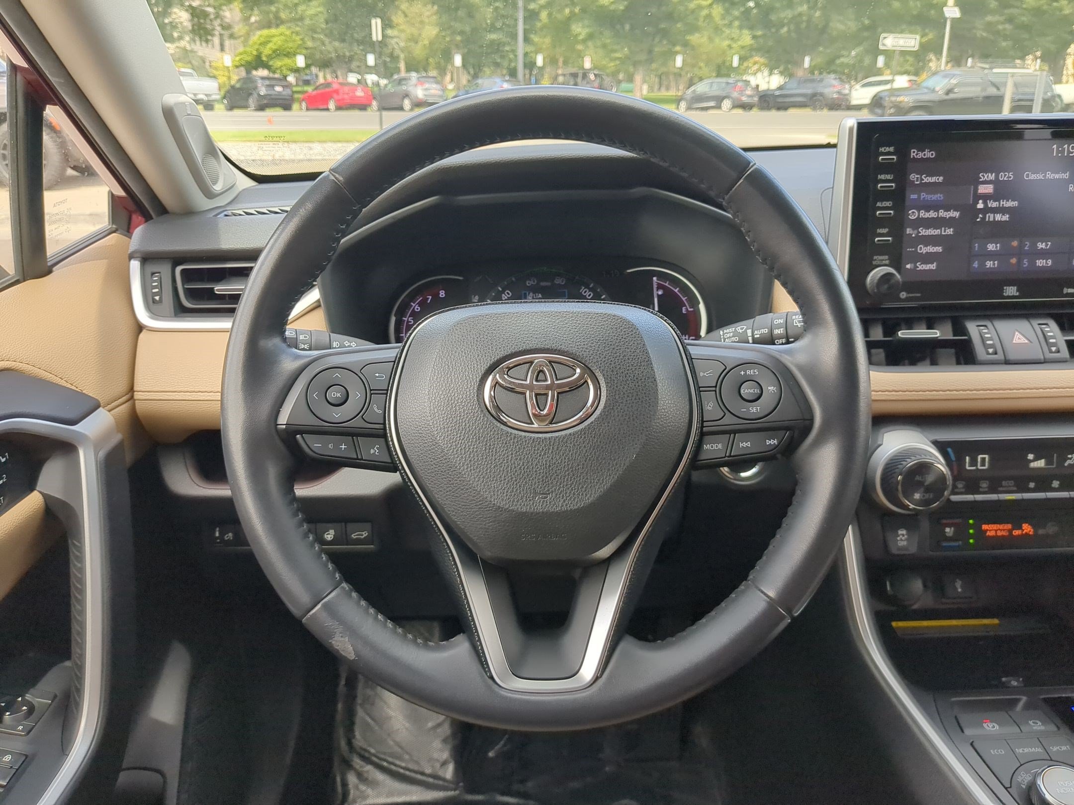 Used 2021 Toyota RAV4 Limited AWD/4WD image 16