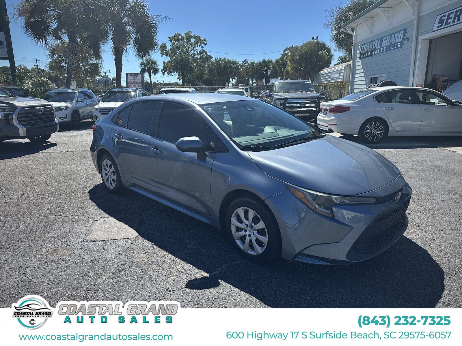 Used 2022 Toyota Corolla LE FWD image 1