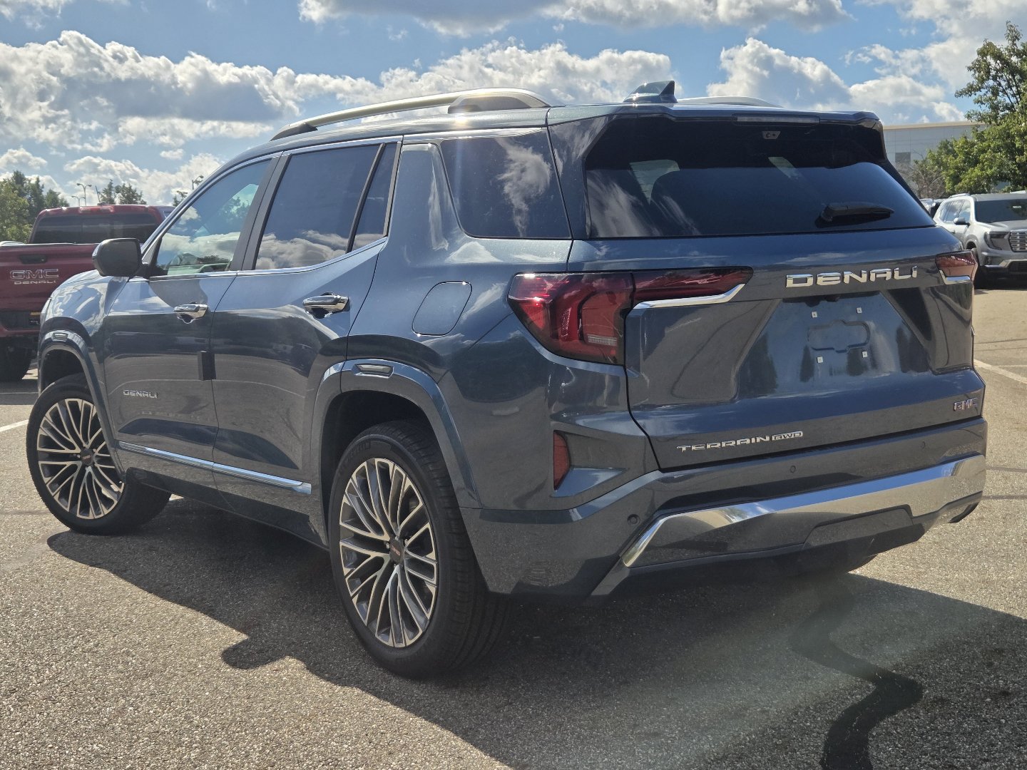New 2027 GMC Terrain Denali AWD/4WD image 17