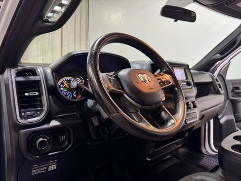 Used 2022 RAM 5500 Tradesman w/ Max Tow Package AWD/4WD image 10
