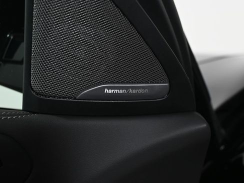 New 2026 BMW X6 xDrive40i image 29