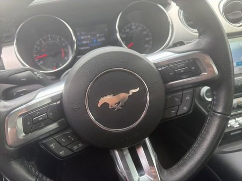 Used 2016 Ford Mustang GT Premium image 9