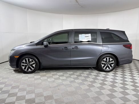 New 2026 Honda Odyssey EX-L image 2