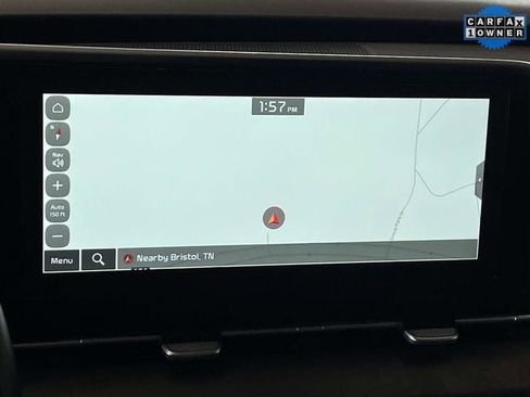 Used 2024 Kia Carnival EX image 34