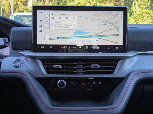 New 2026 Ford Explorer ST-Line w/ ST-Line Street Pack image 22