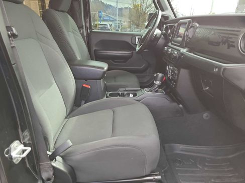 Used 2020 Jeep Gladiator Sport w/ Quick Order Package 24S image 22
