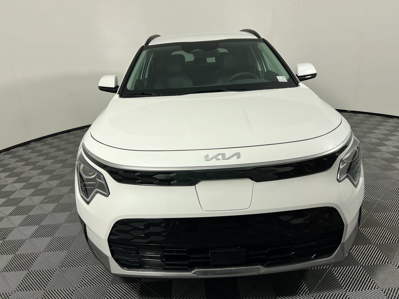 New 2026 Kia Niro Wind FWD image 8