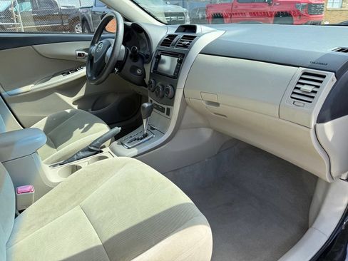 Used 2012 Toyota Corolla LE FWD image 26