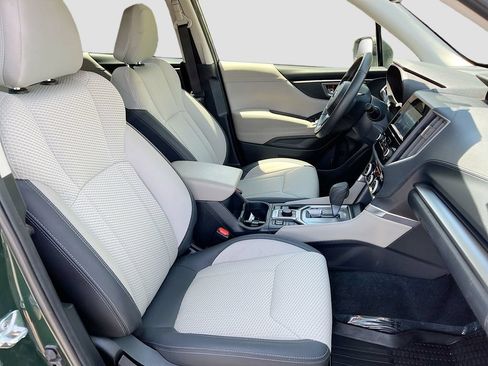 Used 2024 Subaru Forester Premium AWD/4WD image 29