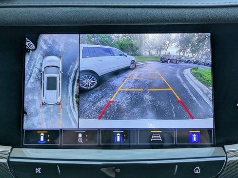 Certified 2025 Cadillac XT6 Sport w/ Platinum Package AWD/4WD image 24