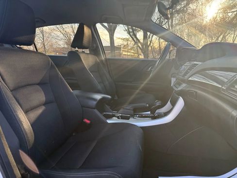 Used 2013 Honda Accord Sport image 18