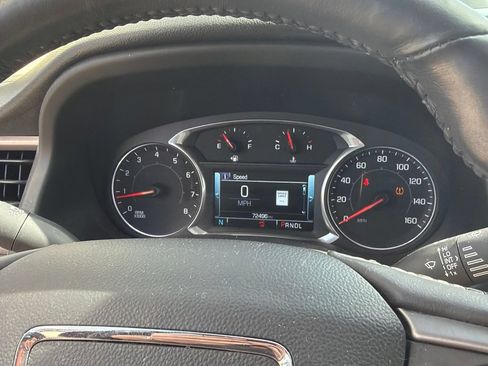 Used 2017 GMC Acadia SLT AWD/4WD image 10