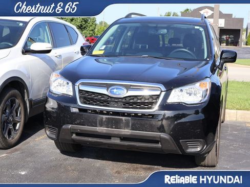 Used 2016 Subaru Forester 2.5i Premium w/ All-Weather Package AWD/4WD image 6
