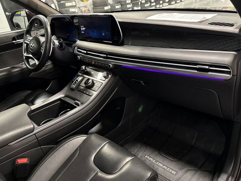 Used 2023 Hyundai Palisade Calligraphy image 16