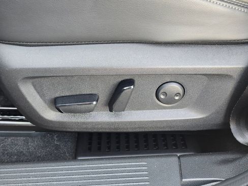 Used 2023 Nissan Rogue Platinum w/ Platinum Premium Package image 22