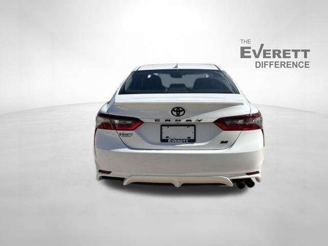 Used 2023 Toyota Camry SE FWD image 6