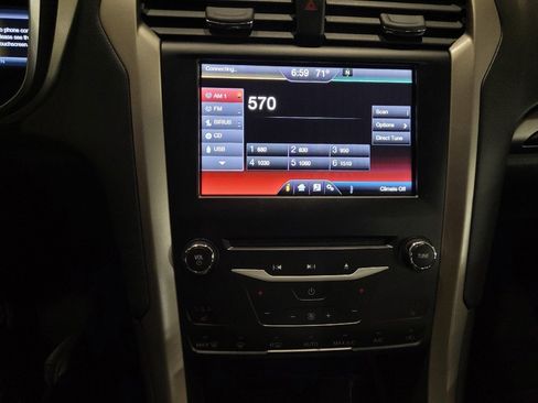 Used 2013 Ford Fusion Energi SE FWD image 25