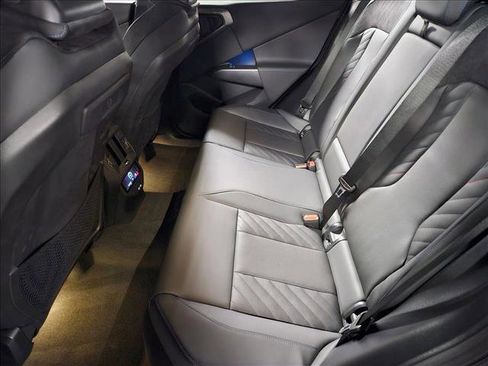 Used 2025 BMW X3 xDrive30i w/ Premium Package image 14