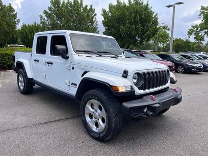 Used 2025 Jeep Gladiator Sport