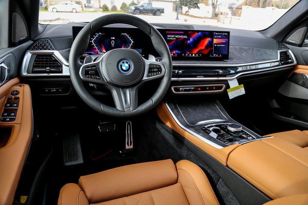 Used 2026 BMW X5 xDrive50e w/ M Sport Package AWD/4WD image 10