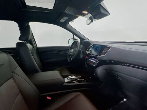 Certified 2024 Honda Ridgeline Black Edition image 10