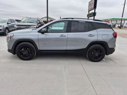 Used 2023 GMC Terrain AT4 image 8