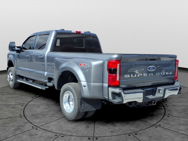 Used 2024 Ford F350 Lariat AWD/4WD image 8