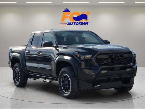 New 2026 Toyota Tacoma TRD Off-Road image 7