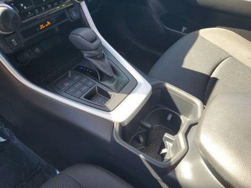 Used 2025 Toyota RAV4 LE AWD/4WD image 25
