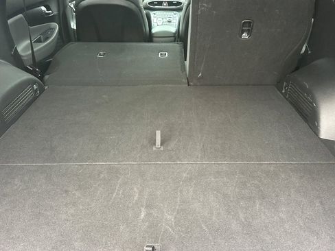 Used 2023 Hyundai Santa Fe Limited image 17