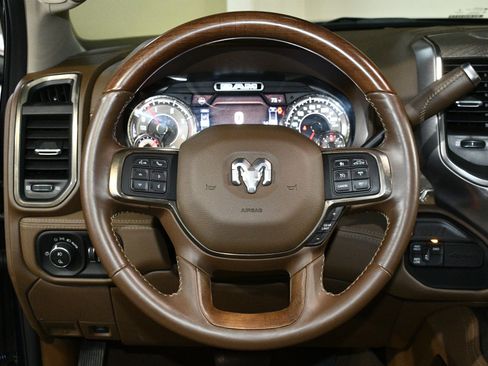 Used 2021 RAM 3500 Limited AWD/4WD image 21